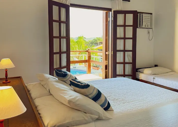 Resorts cerca de la Rua das Pedras
